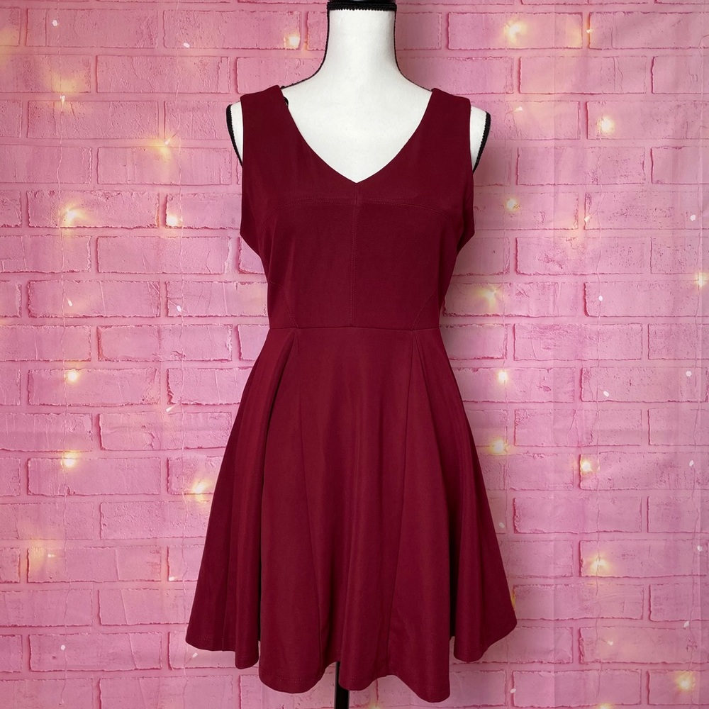 Forever 21 Burgundy Casual Formal A-Dress Women L